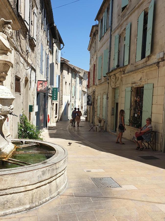 Les Estrelles Daire Saint-Rémy-de-Provence Dış mekan fotoğraf